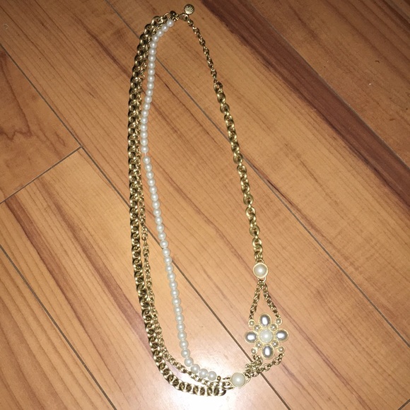 Lia Sophia Jewelry - Lia Sophia necklace